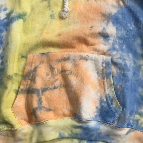 NWT Tye Dye Hoodie - Picture 3 of 6